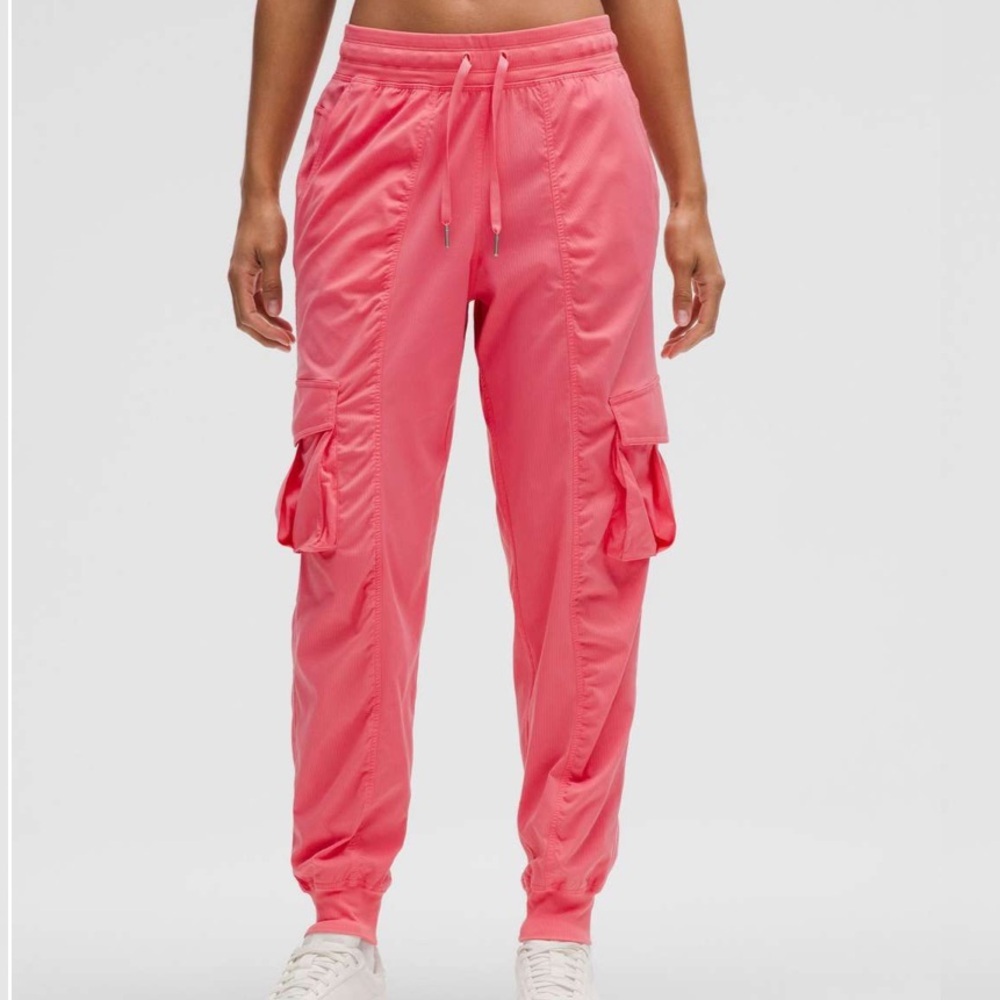 Lululemon Dance Studio Relaxed-Fit Mid-Rise Cargo Jogger Sakura Pink